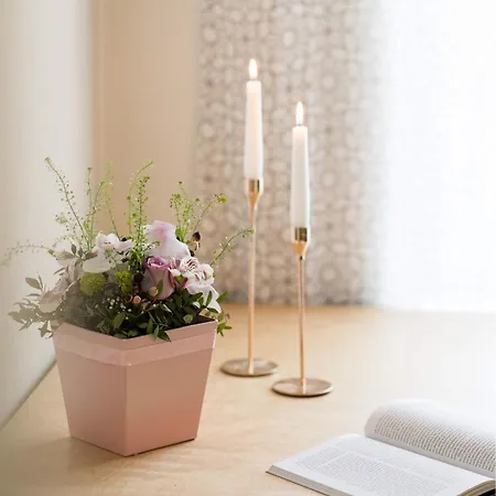 Apartamento Cozy On Veerenni St, Garden Views. Tallin