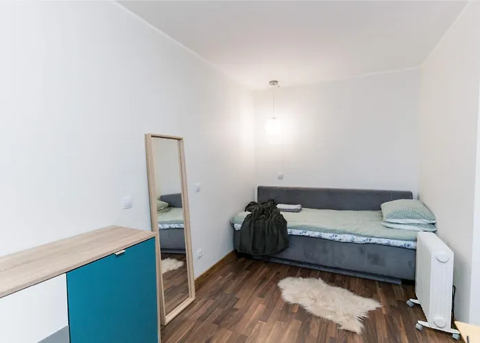 Cozy On Veerenni St, Garden Views. Apartman *