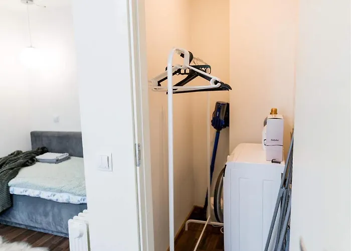 Apartman Cozy On Veerenni St, Garden Views. *