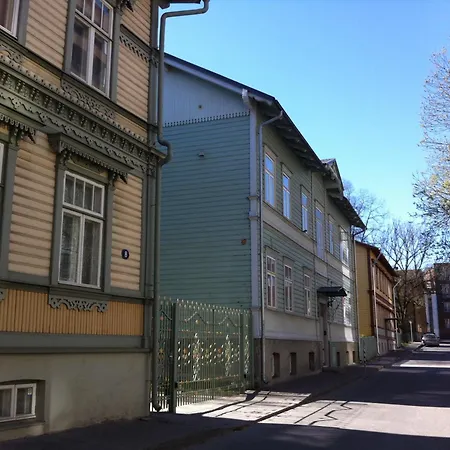 Cozy On Veerenni St, Garden Views. Apartmán Tallinn